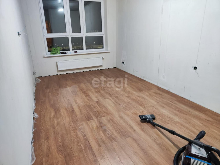 2-комн квартира Пожарных и спасателей, 14