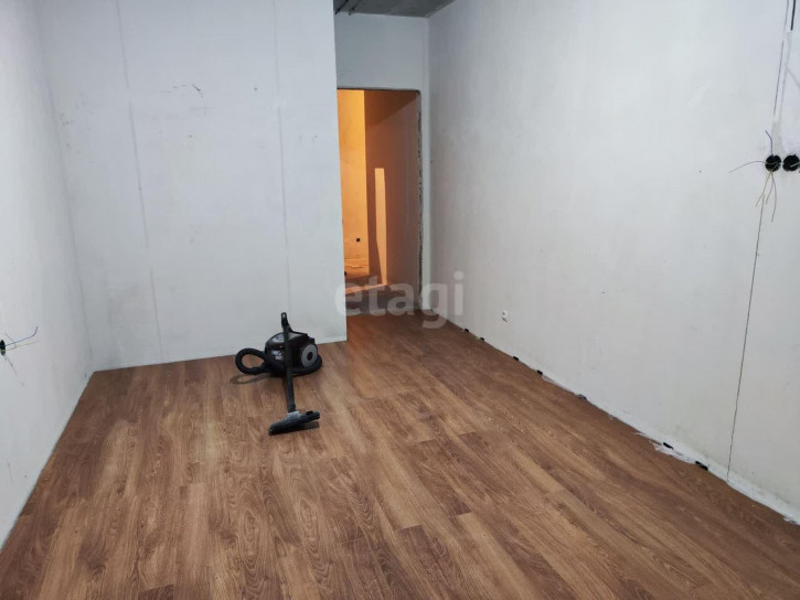2-комн квартира Пожарных и спасателей, 14