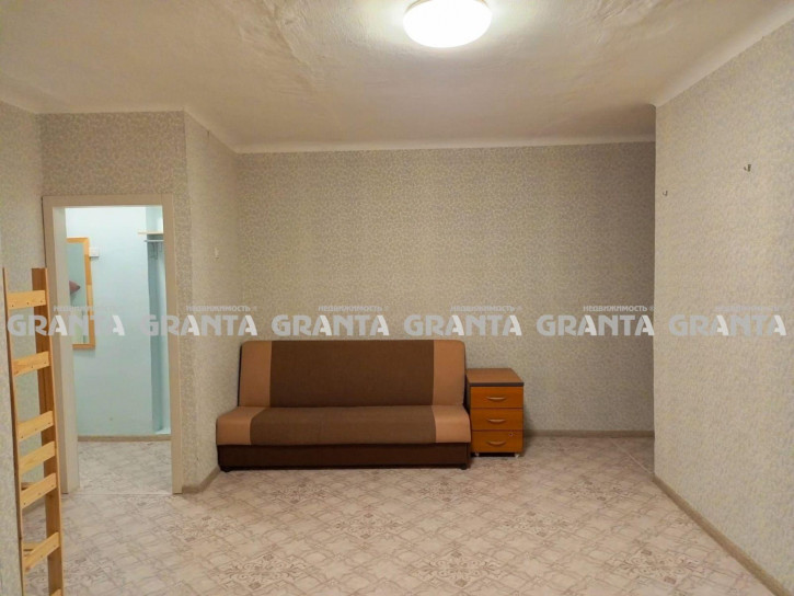 3-комн квартира ул Партизана Железняка, 15