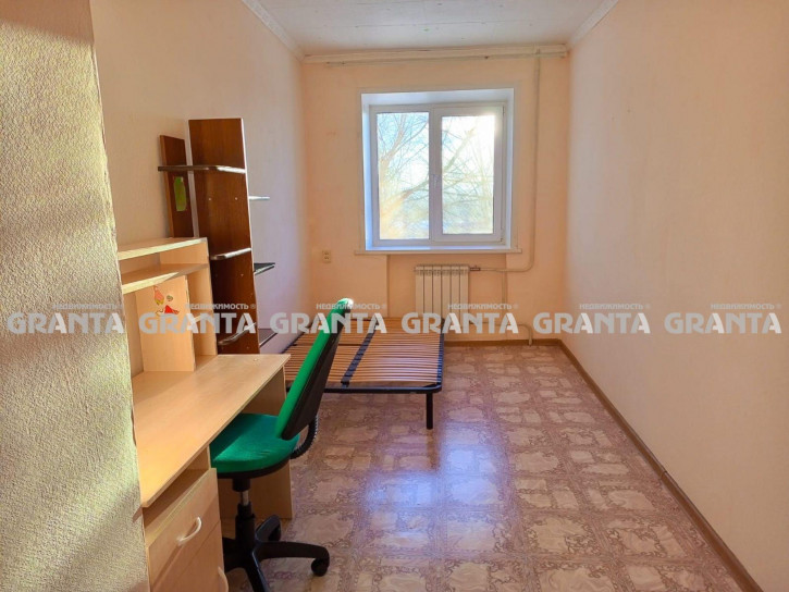3-комн квартира ул Партизана Железняка, 15