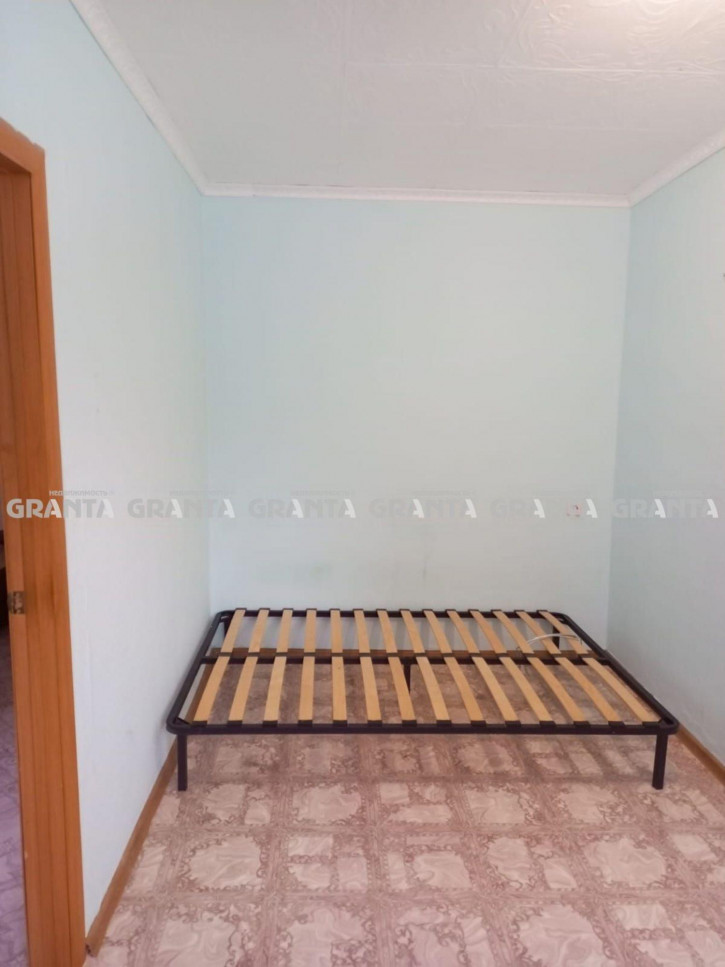 3-комн квартира ул Партизана Железняка, 15