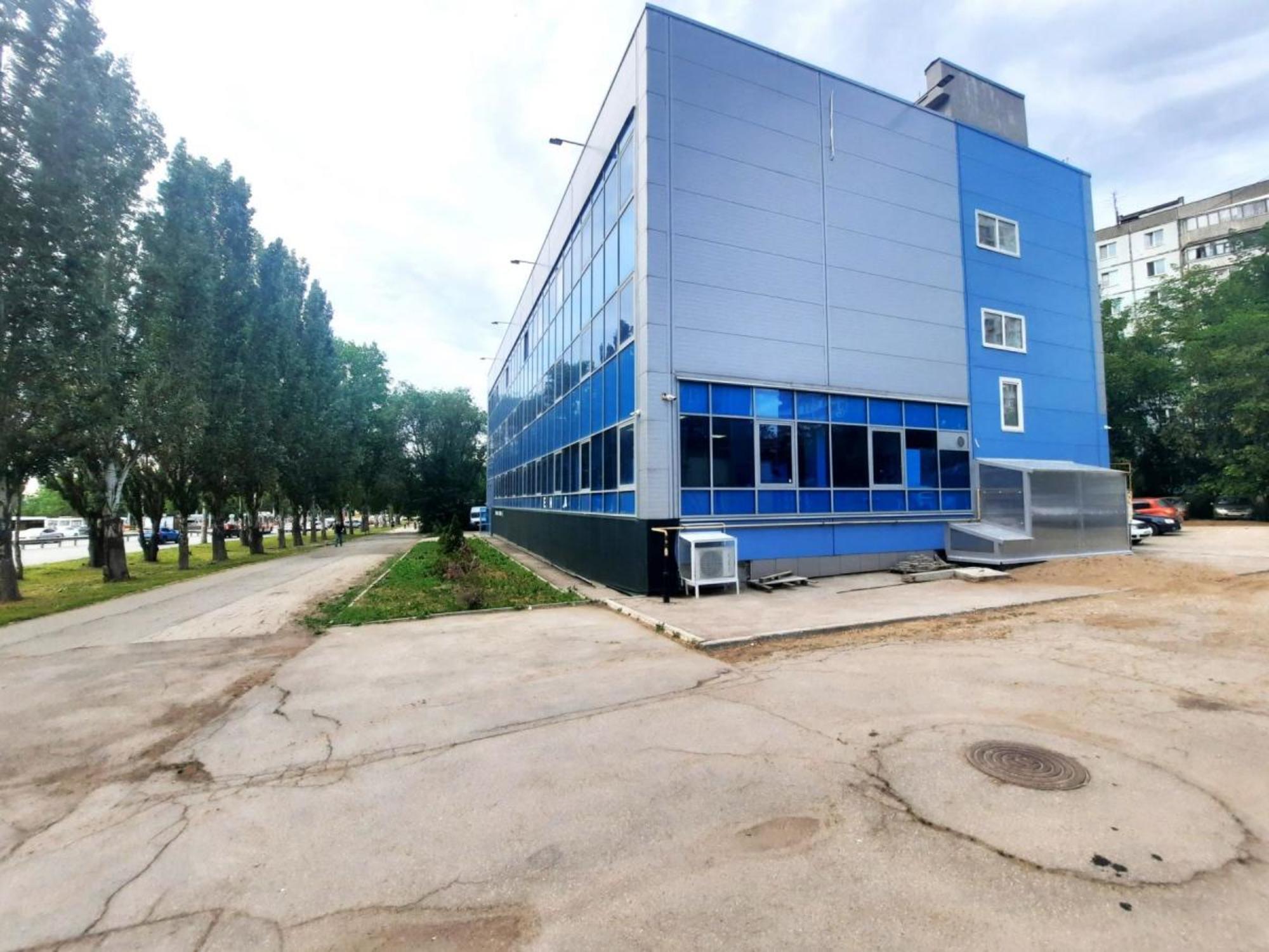 Сдать офис, помещение под офис за 400 000 рублей на пр-кт Кирова, 419