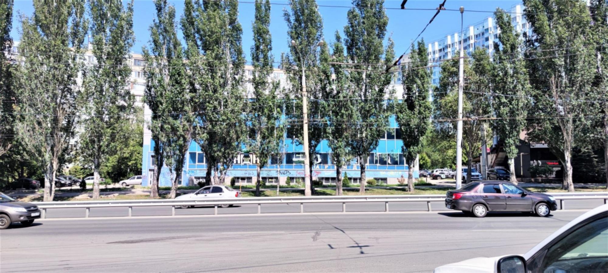 Сдать офис, помещение под офис за 400 000 рублей на пр-кт Кирова, 419