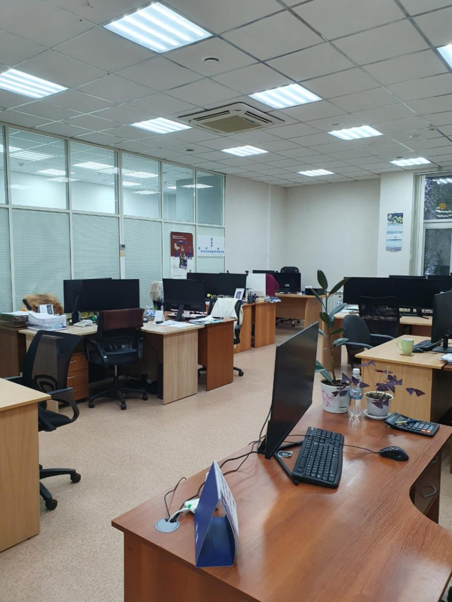 Сдать офис, помещение под офис за 77 000 рублей на пр-кт им Вахитова, 24