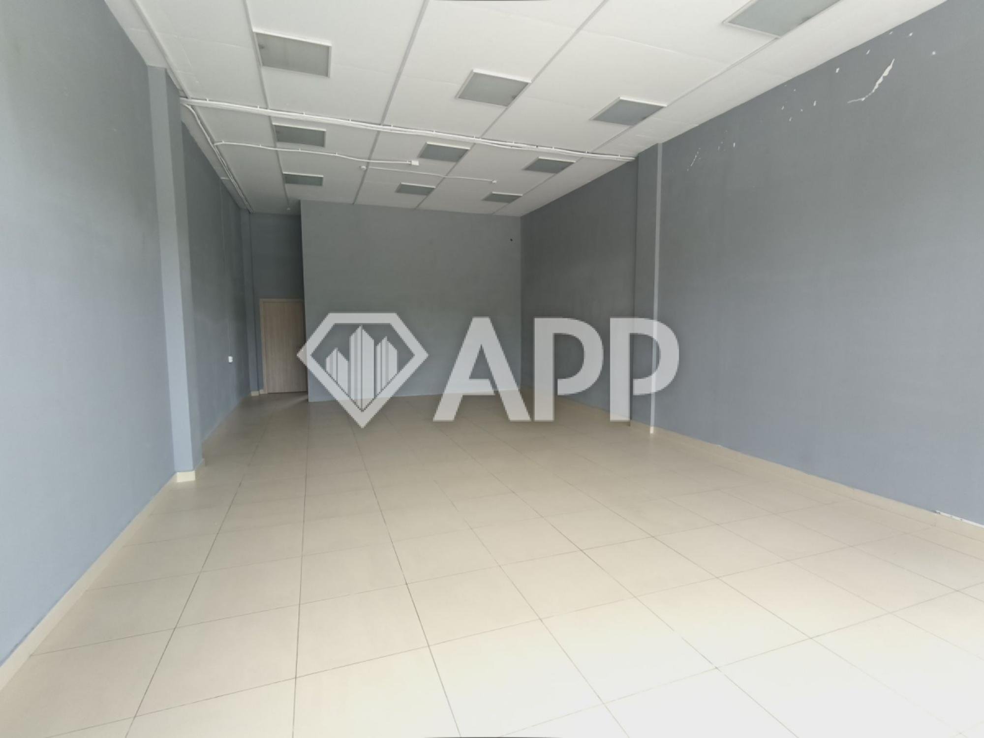 Сдать торговое помещение за 81 000 рублей на село Цемдолина, ул Горького, 91