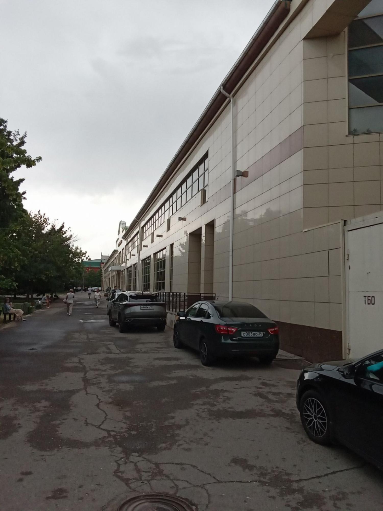 Сдать торговое помещение за 750 000 рублей на ул Рабоче-Крестьянская, 11а