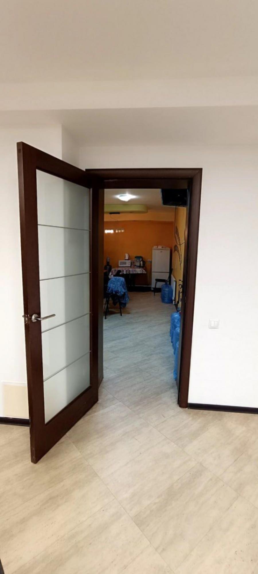 Сдать офис, помещение под офис за 244 000 рублей на ул Каюма Насыри, 28