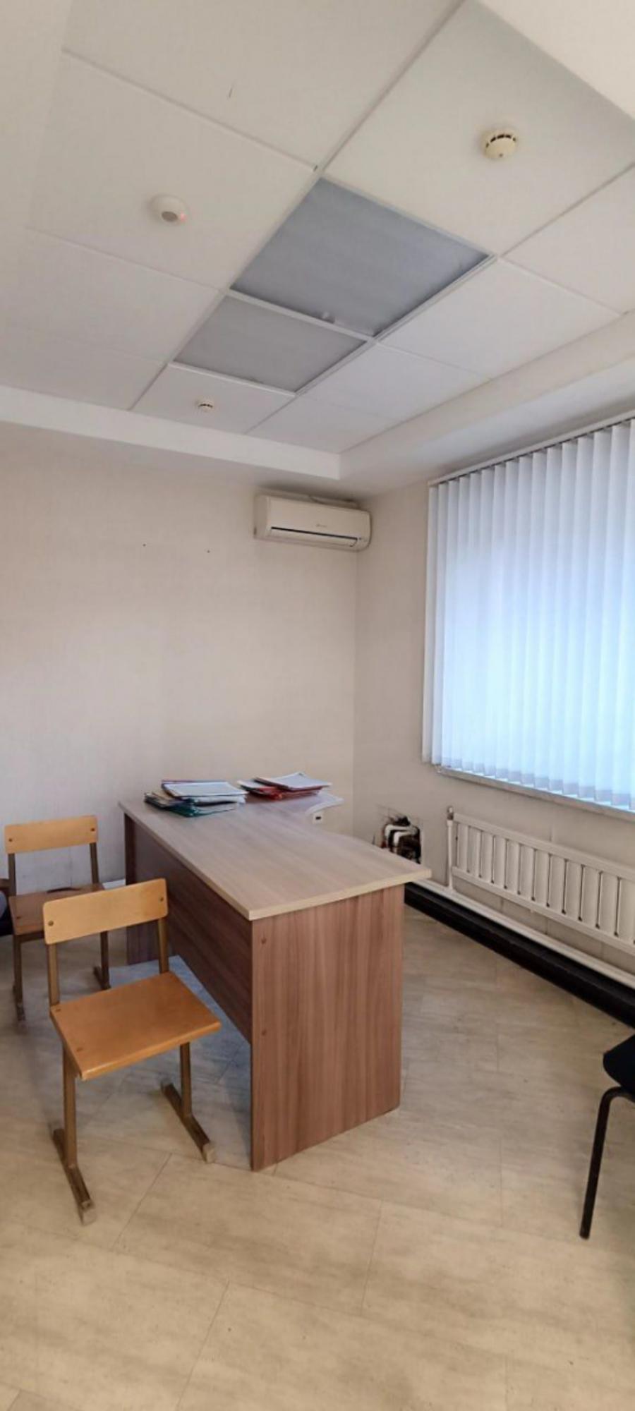 Сдать офис, помещение под офис за 244 000 рублей на ул Каюма Насыри, 28