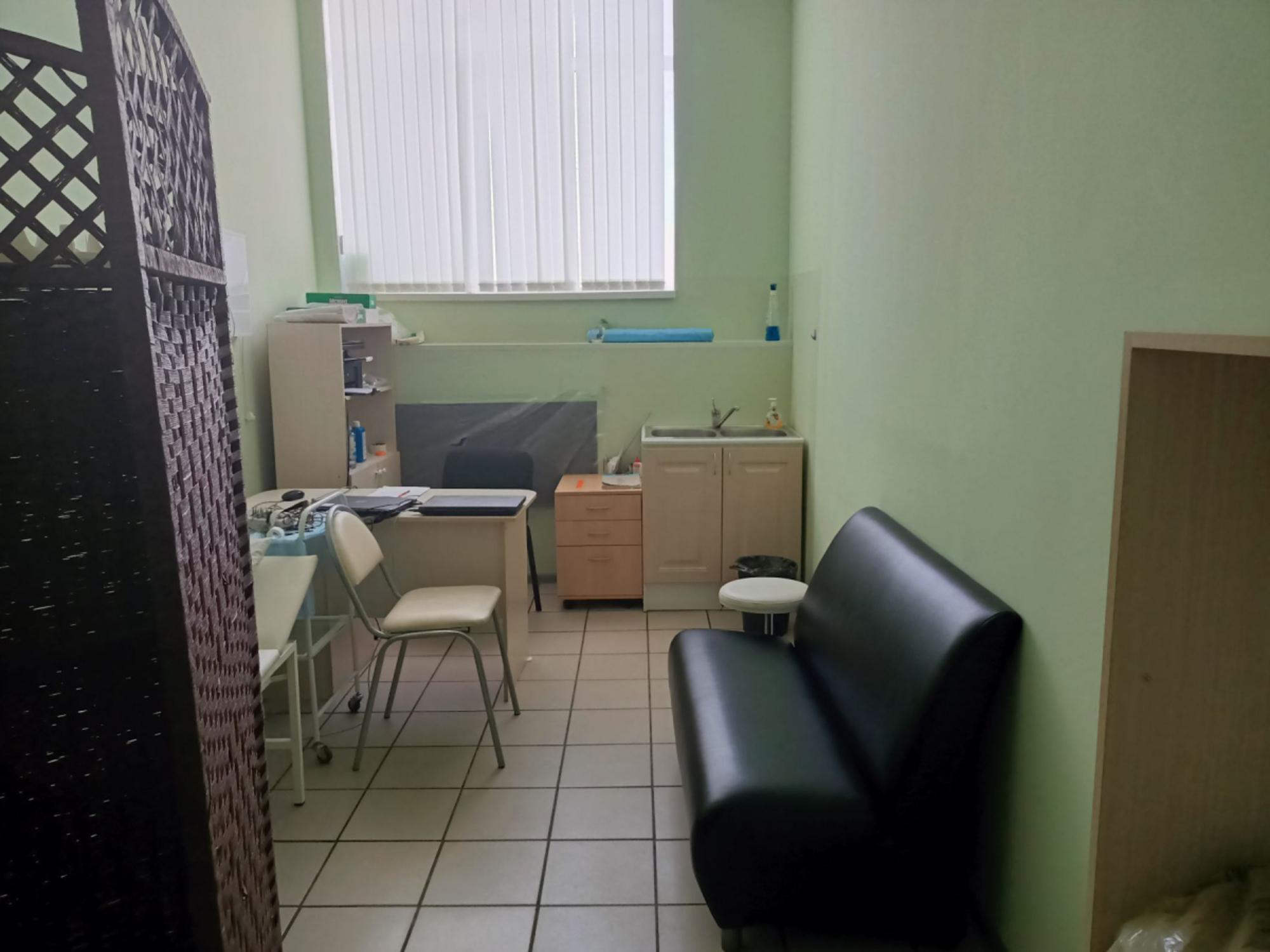 Купить помещение свободного назначения за 143 000 000 рублей на ул Ерошевского, 5