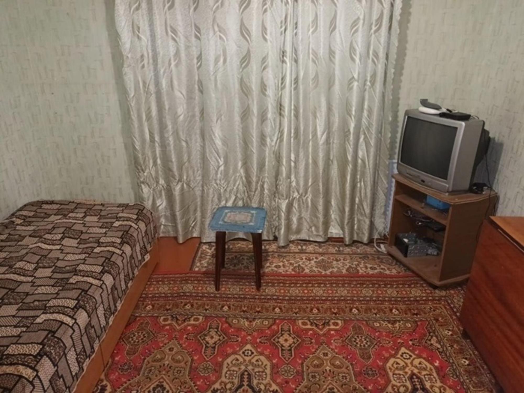 Купить квартиру за 2 400 000 рублей на Локомотивный улица, 101