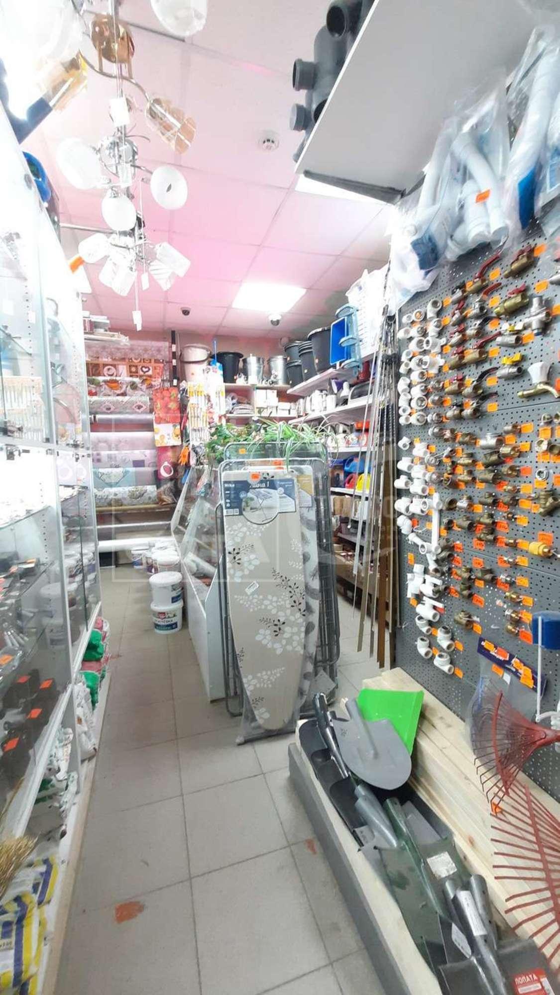 Купить торговое помещение за 7 000 000 рублей на Березовая Роща улица, 46