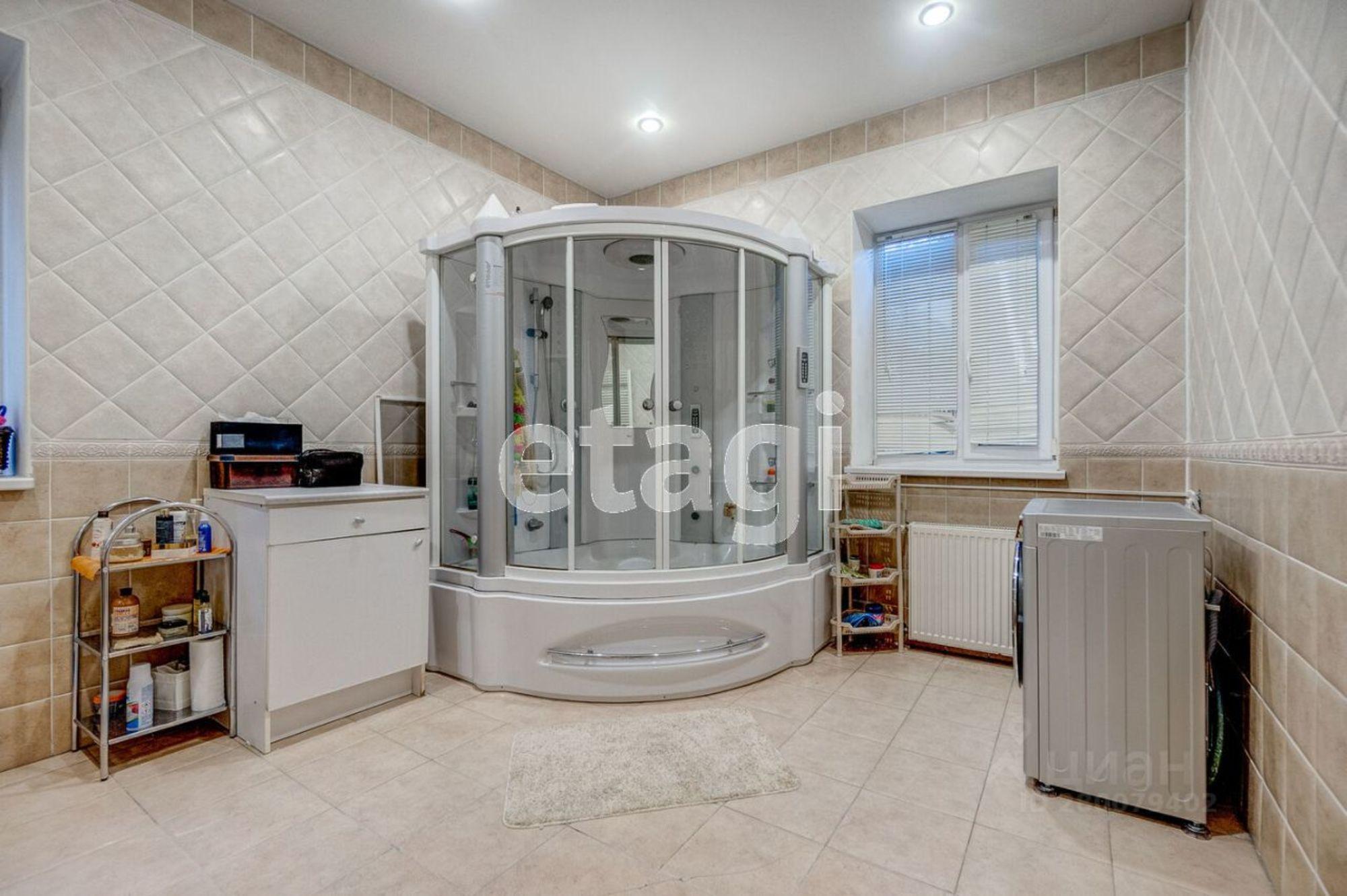 Купить дачу, дом, коттедж за 28 000 000 рублей на 1-я Куземетьевская улица, 11