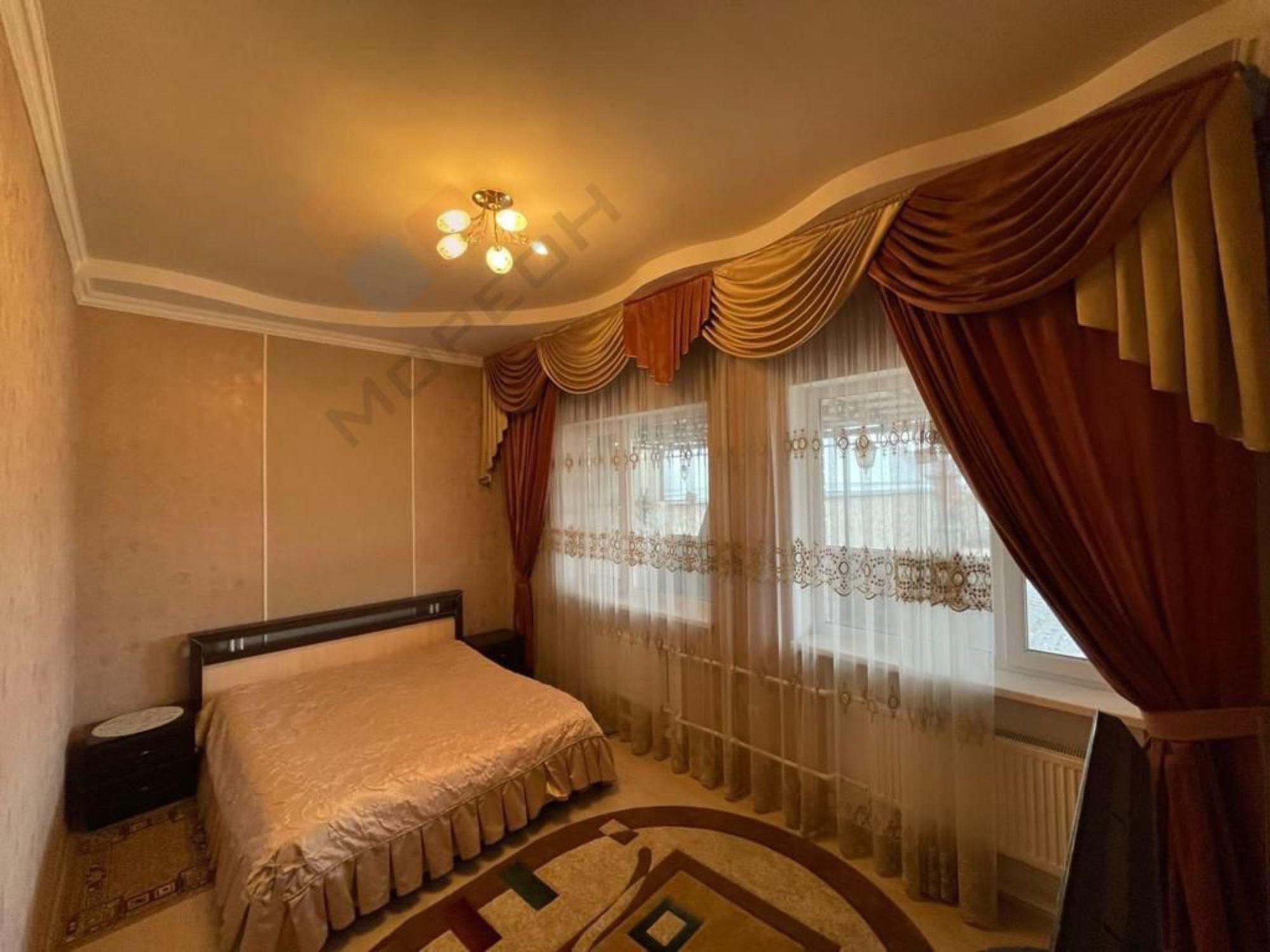 Купить дачу, дом, коттедж за 27 000 000 рублей на Цветной пер, 3