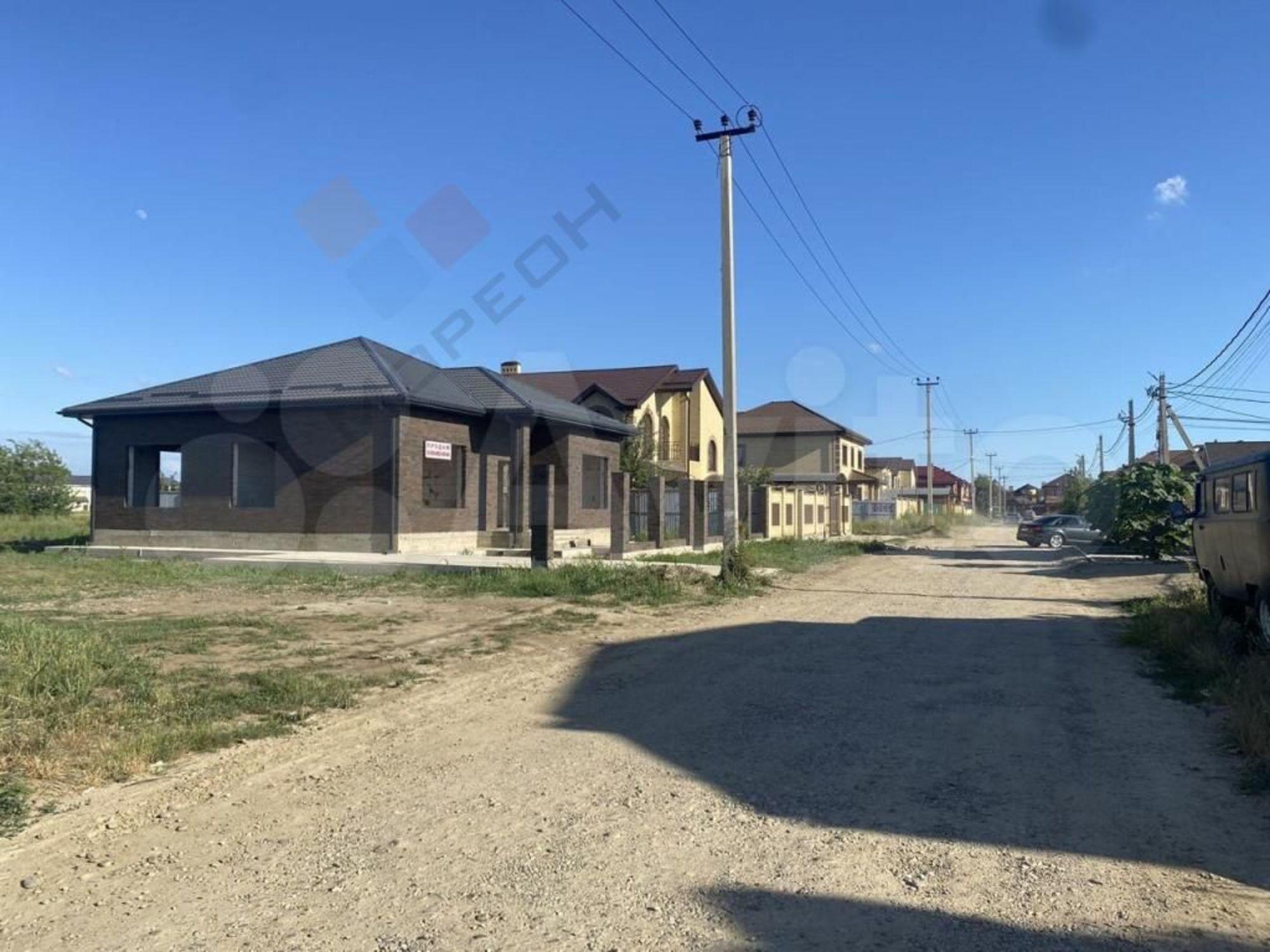 Купить дачу, дом, коттедж за 18 000 000 рублей на С. Быкова ул