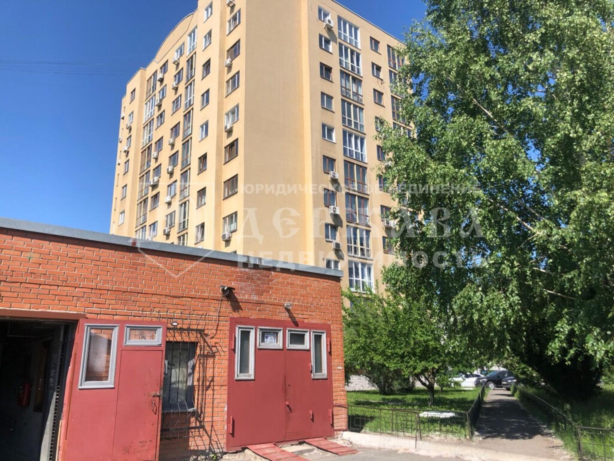 Купить гараж, место в паркинге за 1 100 000 рублей на проспект Ленина