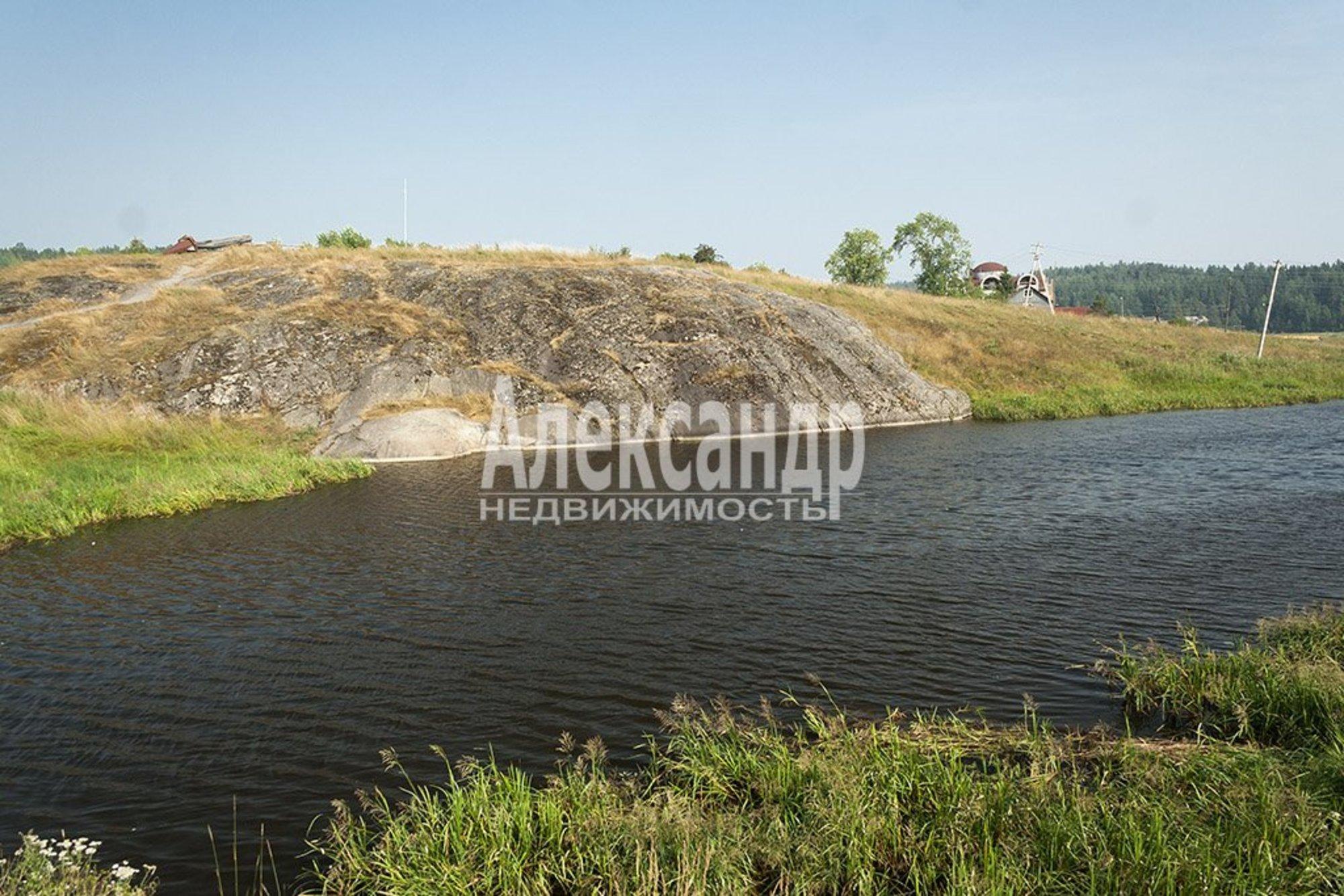 Купить квартиру за 999 000 рублей на Новая ул., 11