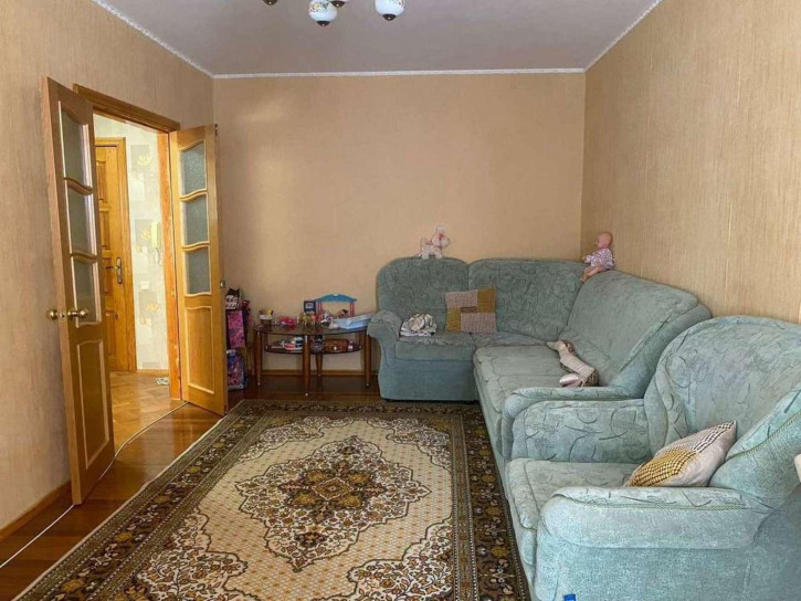 4-комн квартира Щорса улица, 44