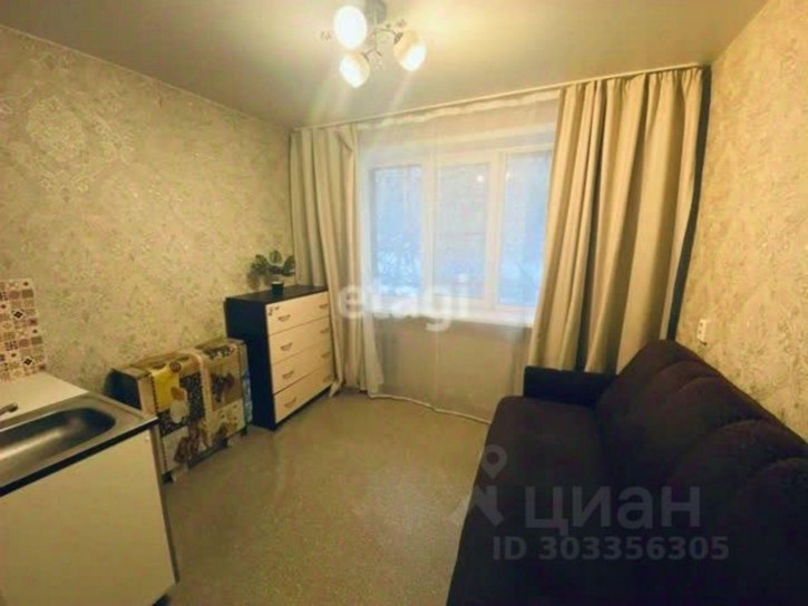 Комната улица Старовского, 17,  д. 17