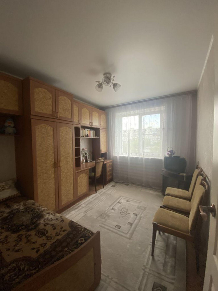 3-комн квартира Онежская ул, 17