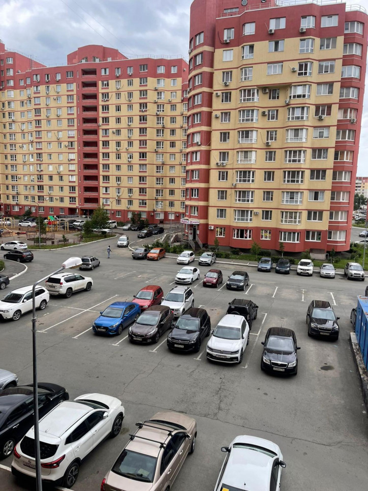 1-комн квартира улица Поляничко, 12
