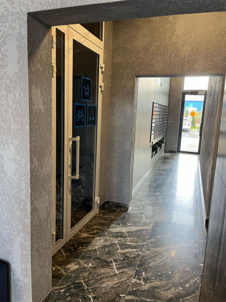 2-комн квартира Автолюбителей ул, 1Гк1