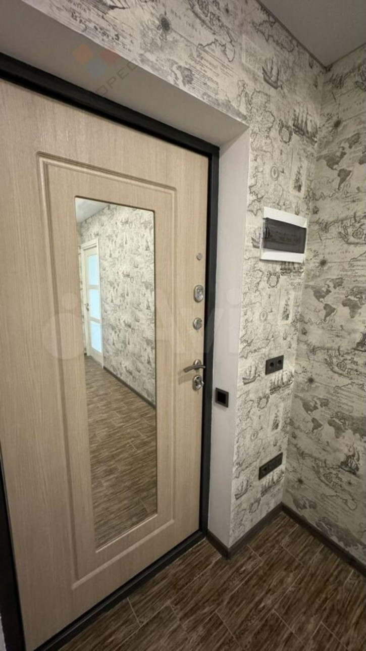 2-комн квартира Туполева ул, 1