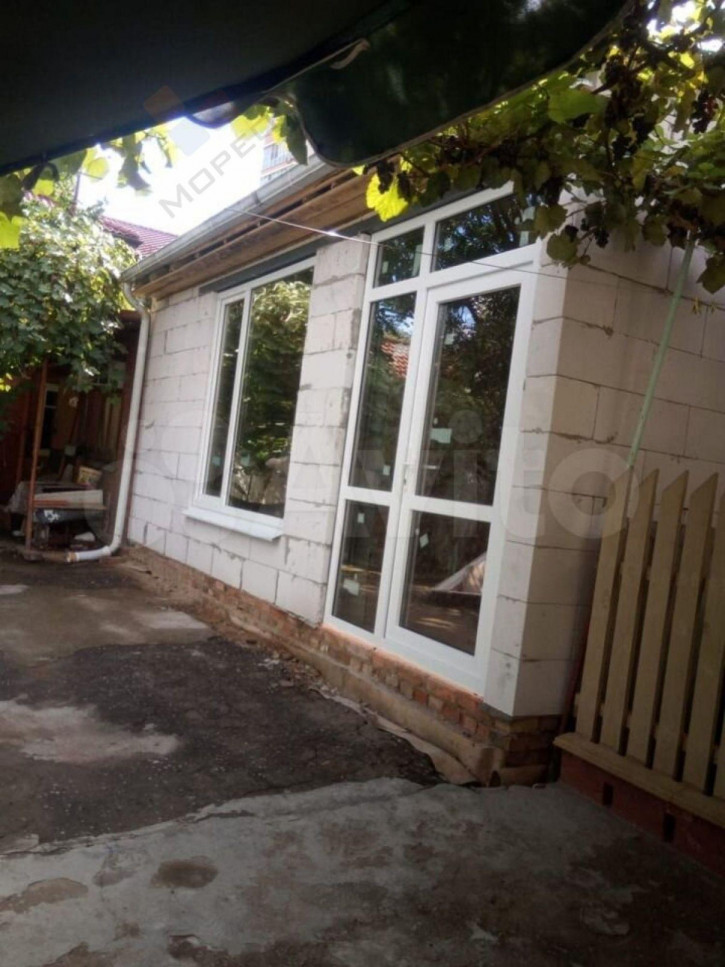 3-комн квартира Каляева ул, 6