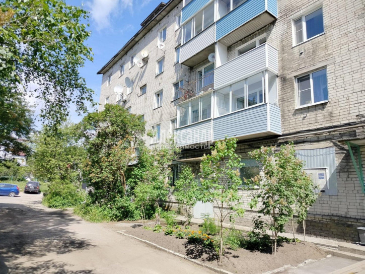 2-комн квартира Ленина ул., 5а