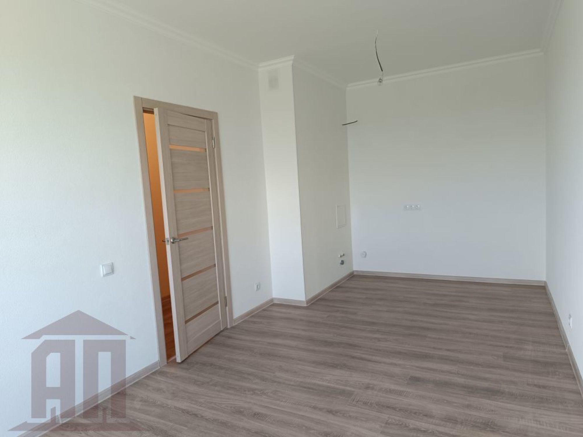 Купить квартиру за 2 447 160 рублей на Медовая ул, 9к5
