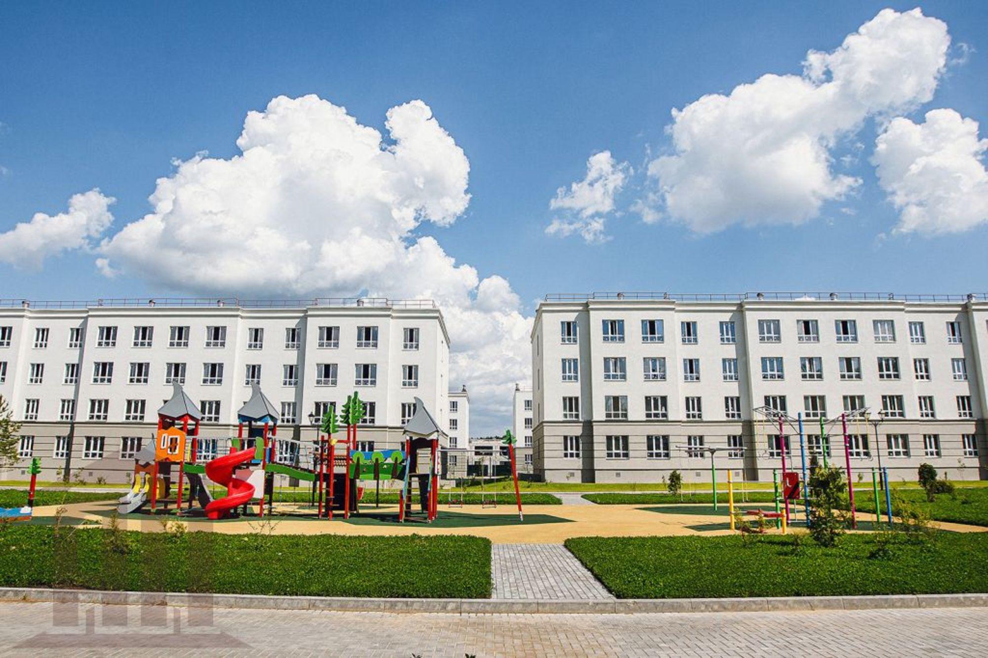 Купить квартиру за 2 447 160 рублей на Медовая ул, 9к5