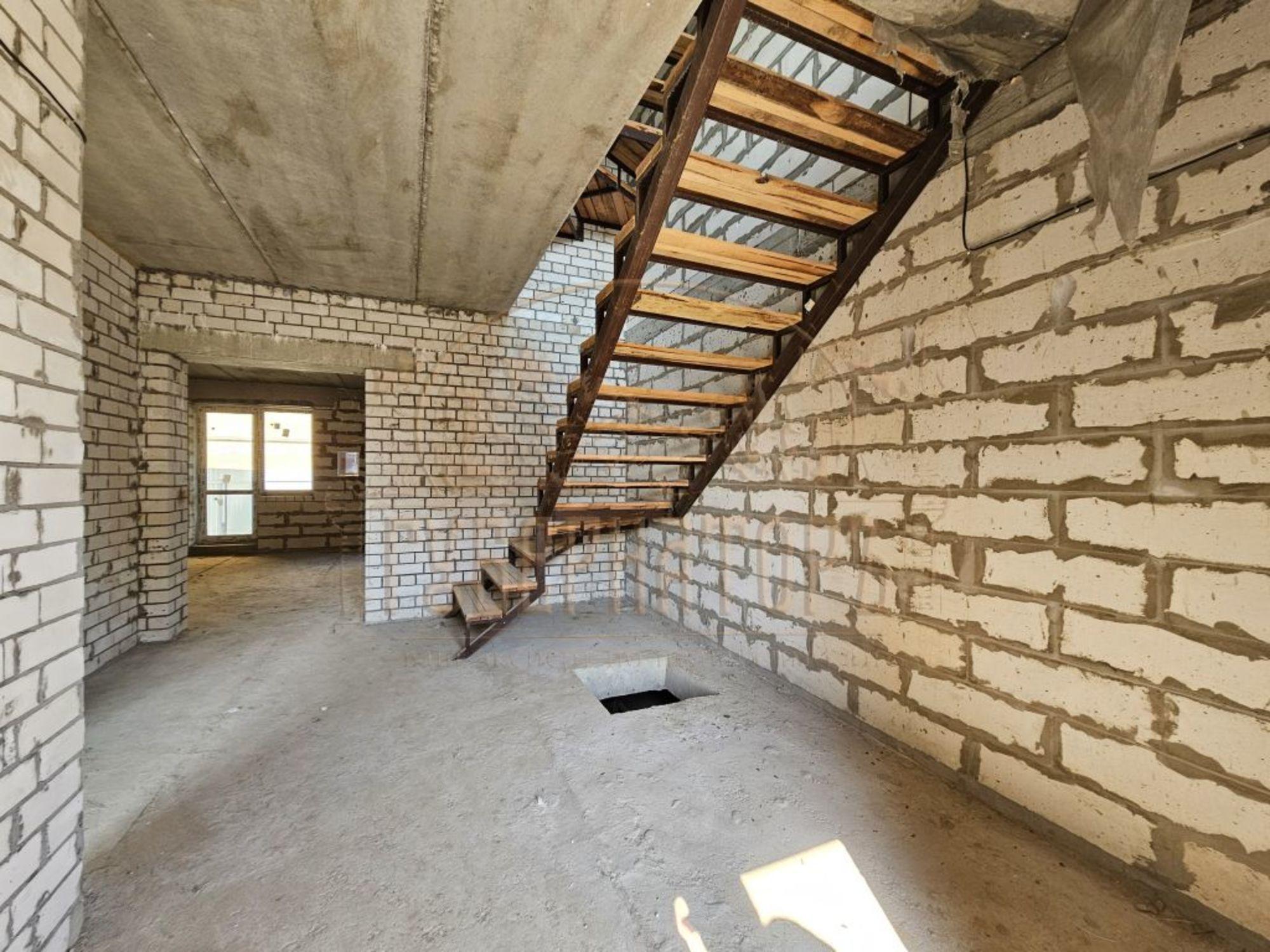 Купить дачу, дом, коттедж за 13 200 000 рублей на Георгиевская ул, 19/2