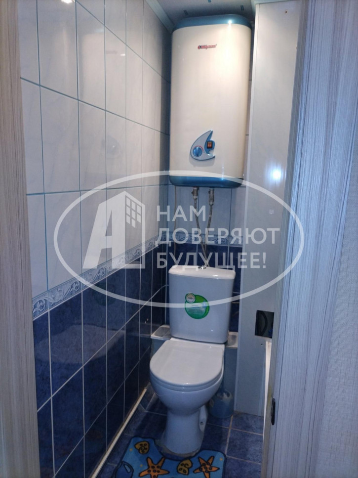 2-комн квартира улица Тюленина, 1