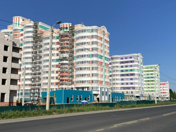 2-комн квартира в новом доме Самоцветы мкр, 4