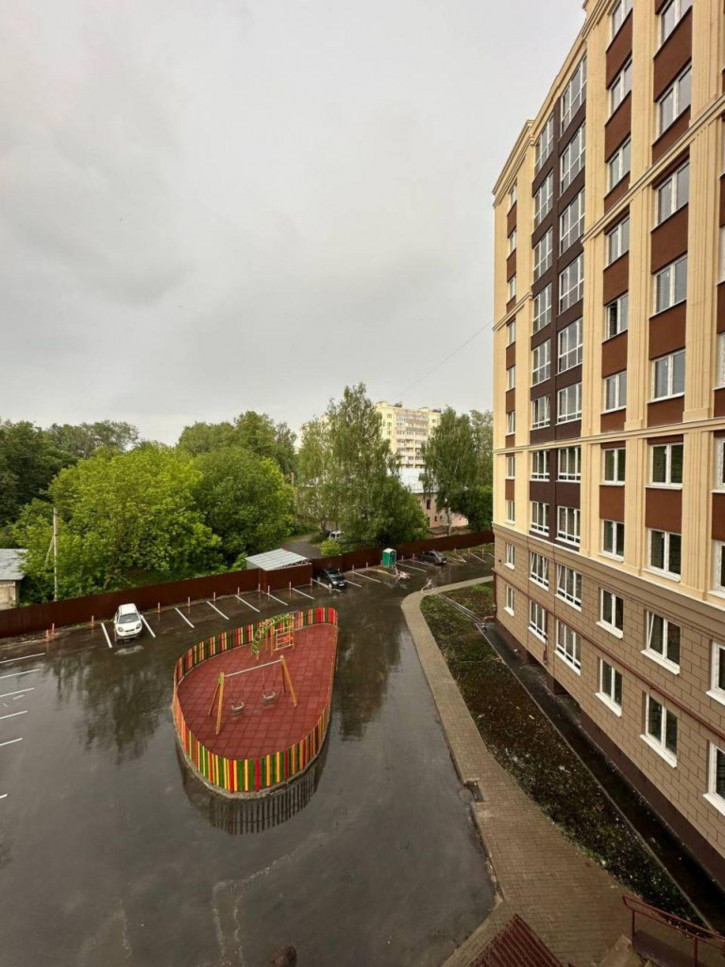 3-комн квартира Ломоносова ул, 10