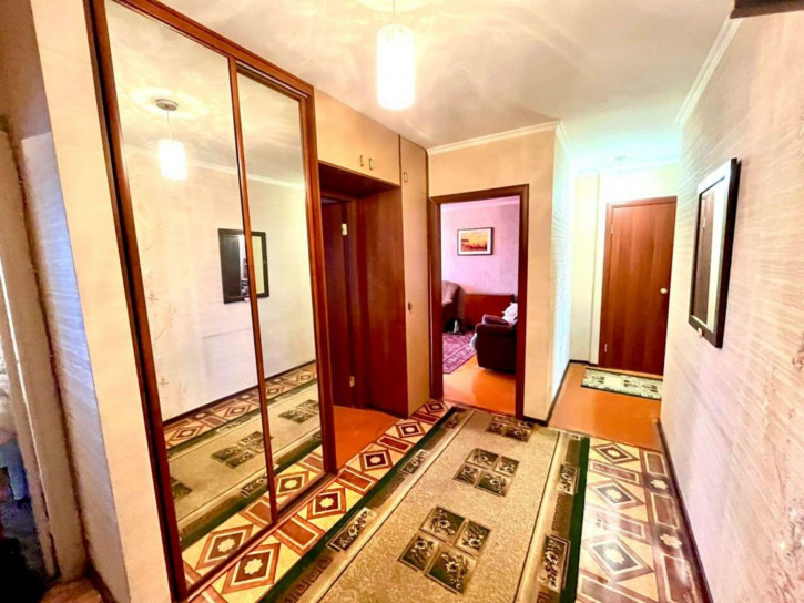 3-комн квартира Петербургское ш, 77