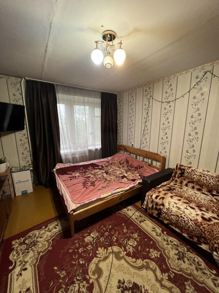 2-комн квартира Гончаровой ул, 8