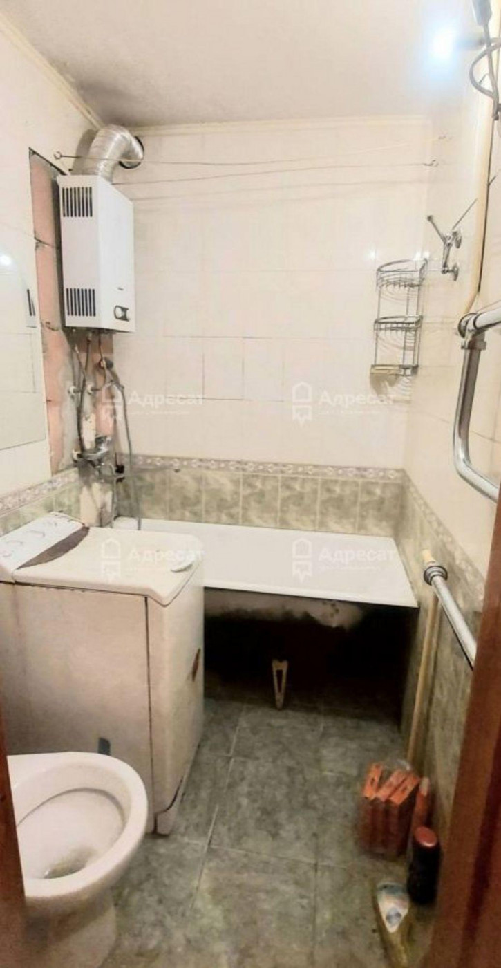 3-комн квартира ул. Шекснинская,  д.7