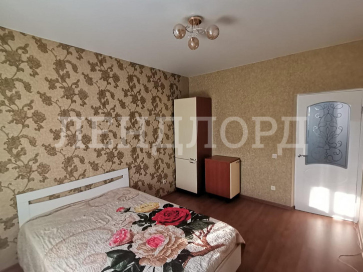 2-комн квартира улица Скачкова, 54