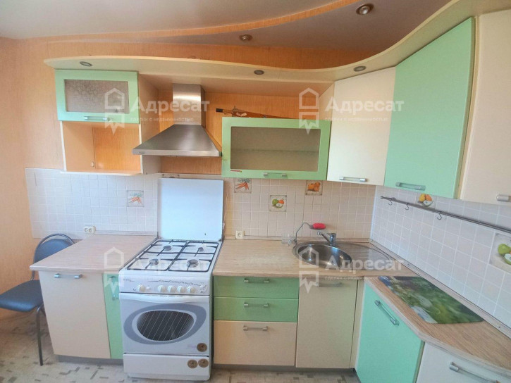 3-комн квартира ул. 39-й Гвардейской,  д.27