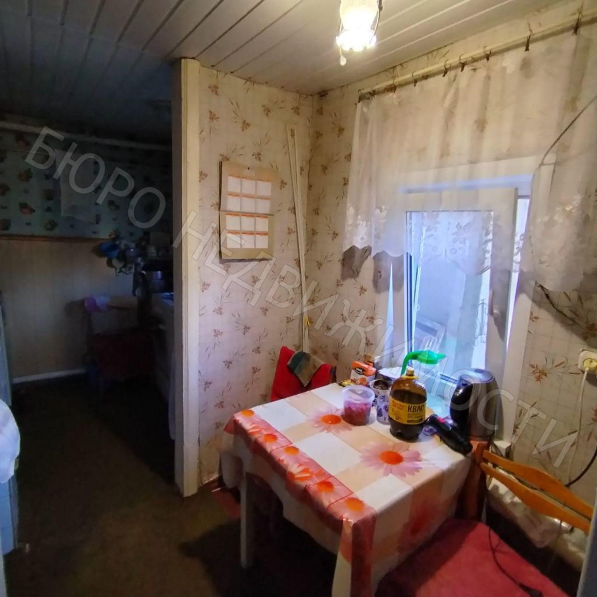 Купить дачу, дом, коттедж за 2 350 000 рублей на Тараканова пер, 4