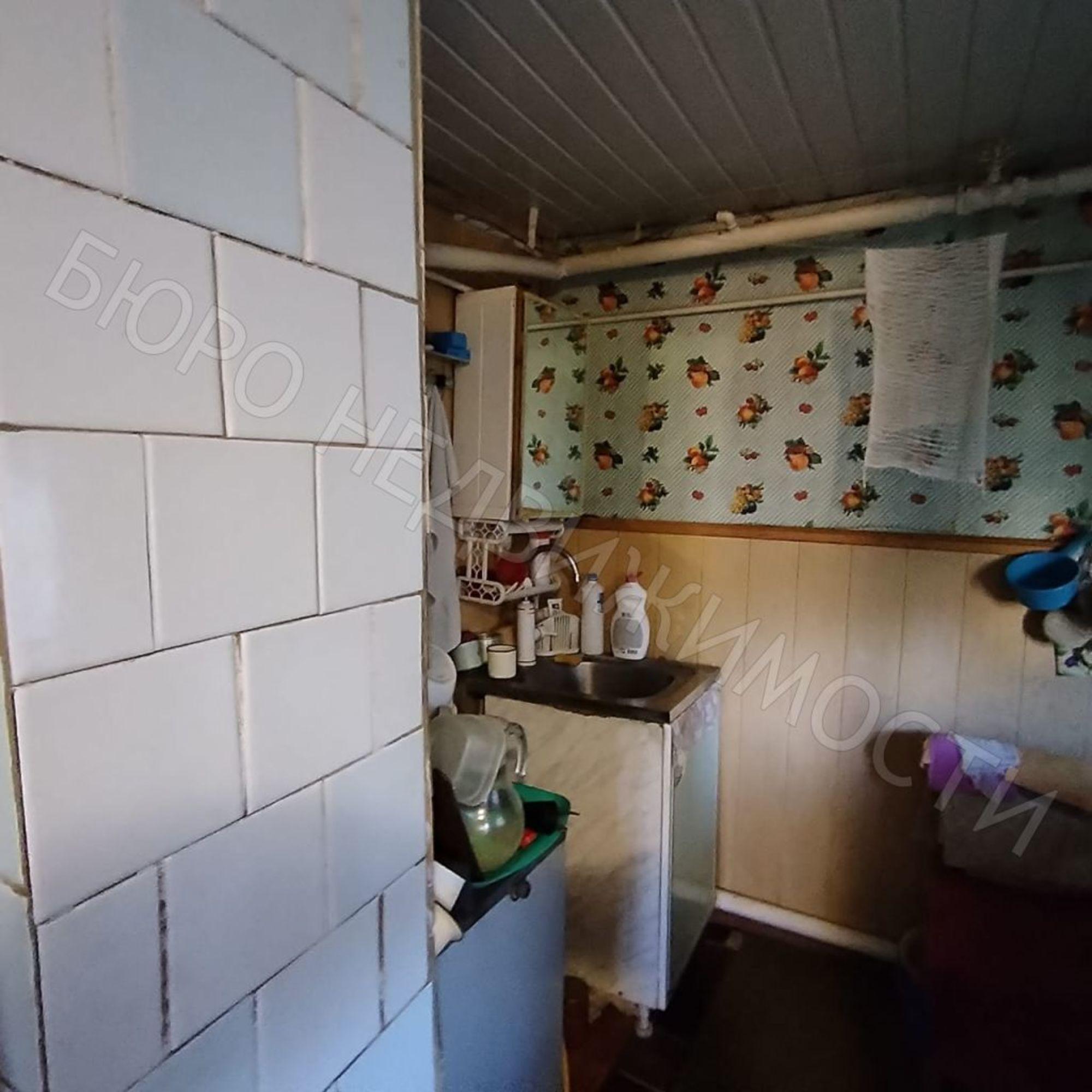Купить дачу, дом, коттедж за 2 350 000 рублей на Тараканова пер, 4
