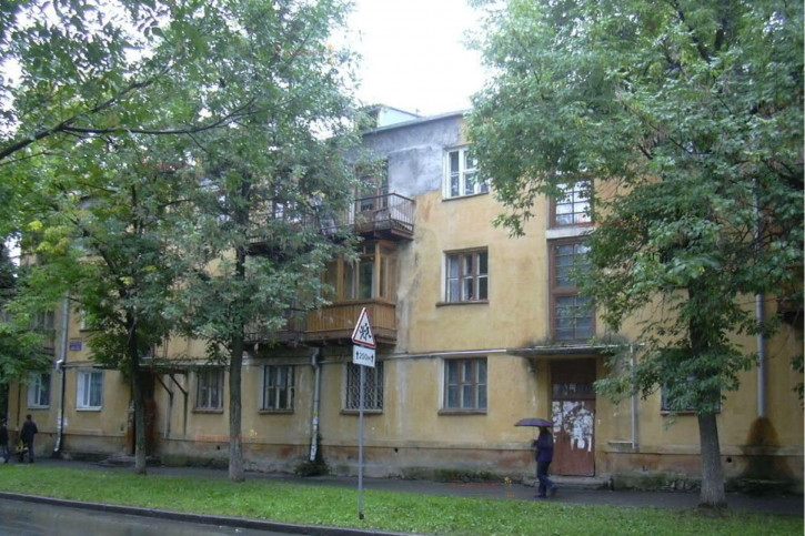 Комната Орджоникидзе 12
