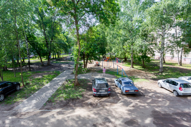 3-комн квартира улица Добролюбова, 21