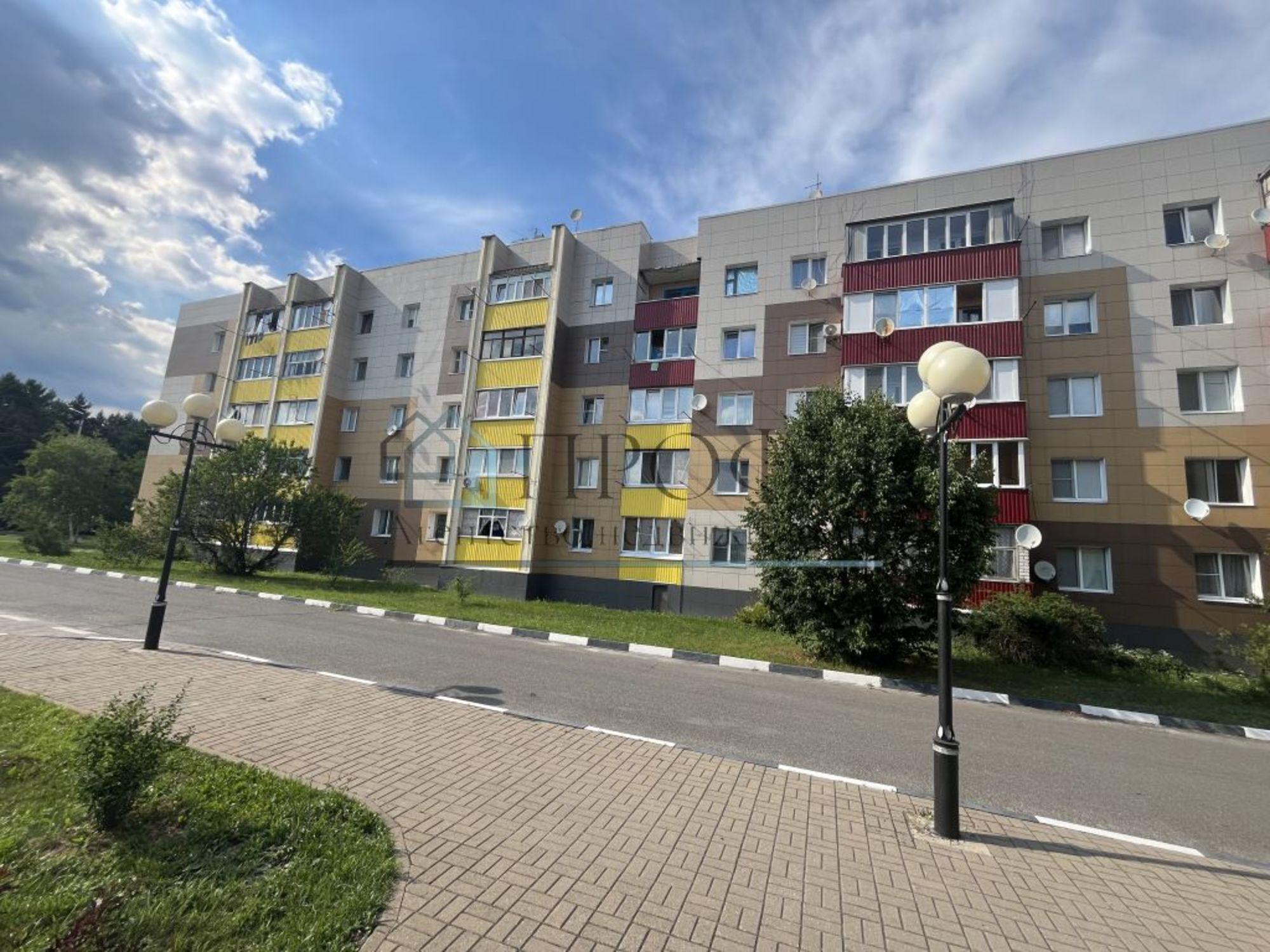 Купить квартиру за 3 500 000 рублей на Ливенская ул, 132