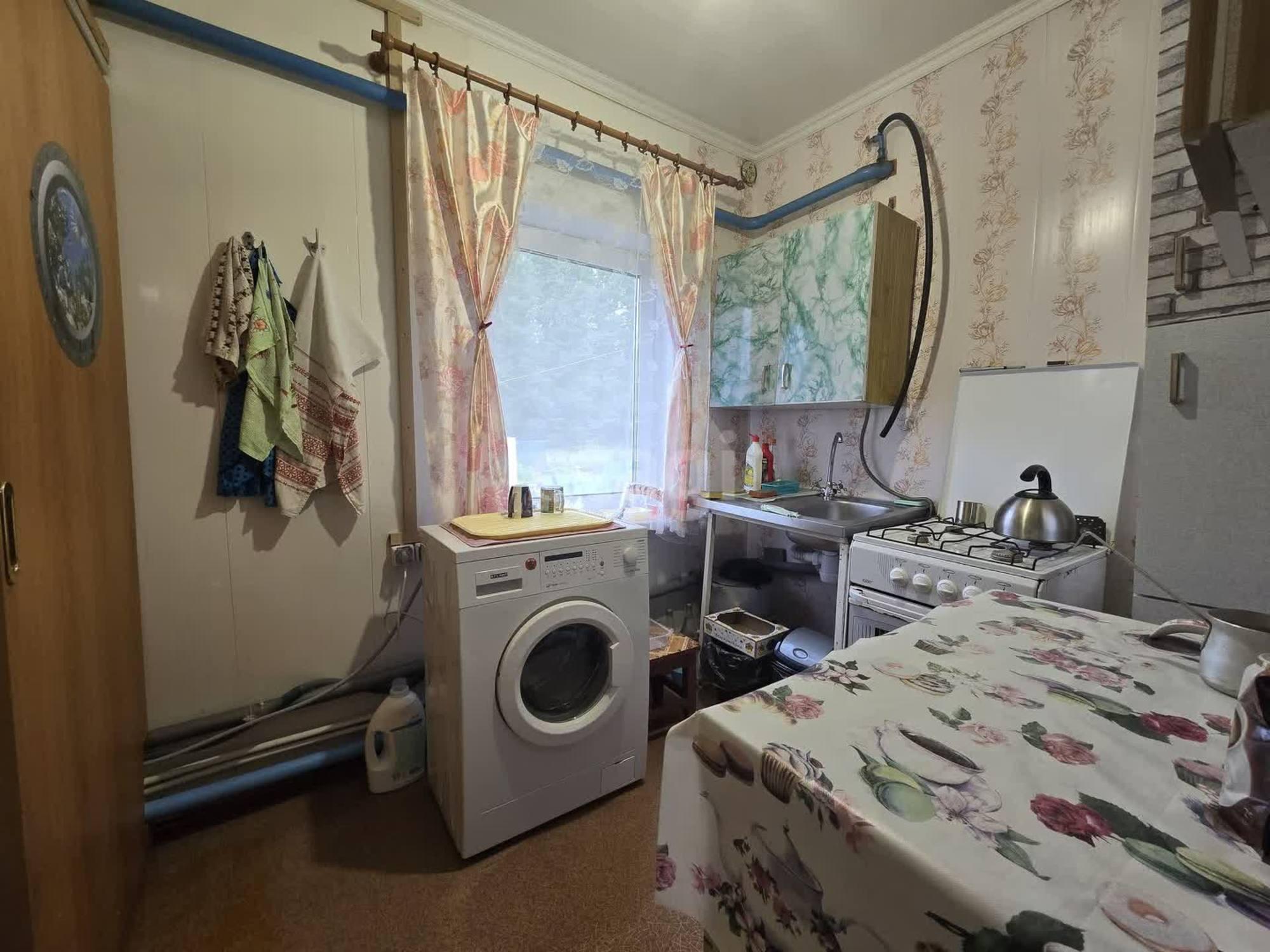 Купить дачу, дом, коттедж за 2 400 000 рублей на Центральная улица