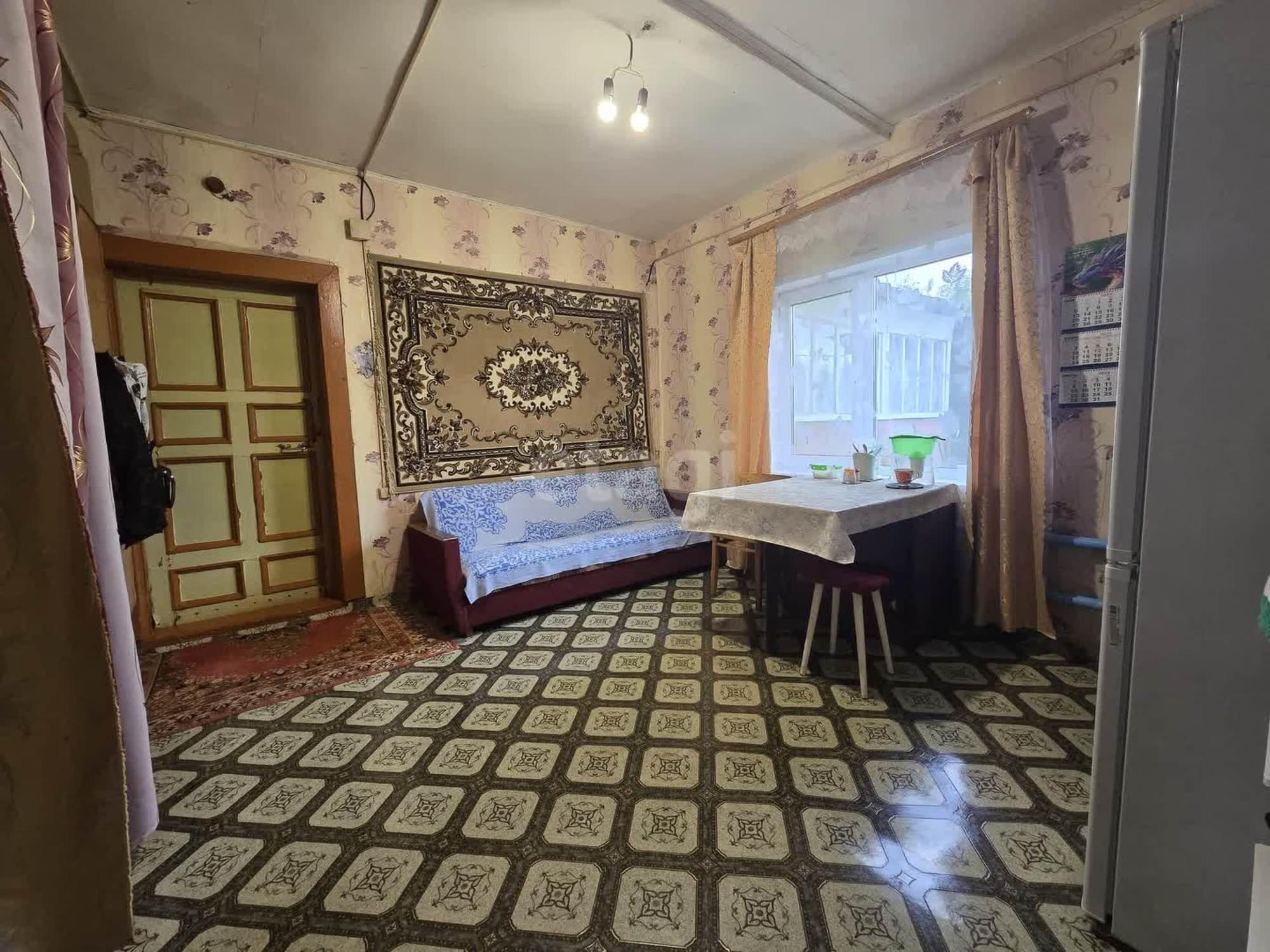 Купить дачу, дом, коттедж за 2 400 000 рублей на Центральная улица