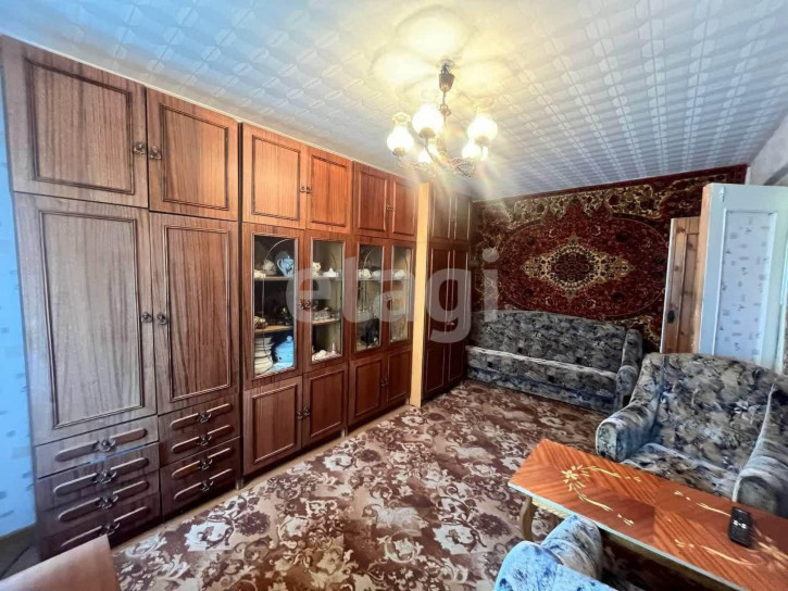 4-комн квартира Уральский переулок