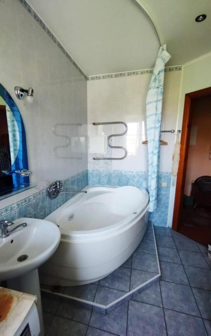 3-комн квартира Энгельса, 23