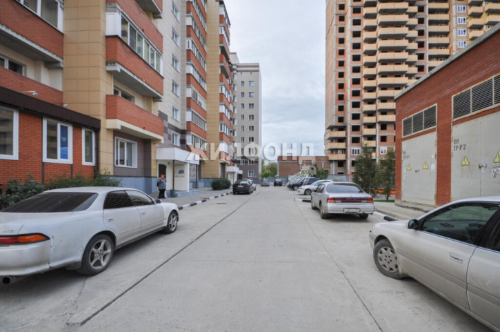 1-комн квартира Виктора Уса, 1