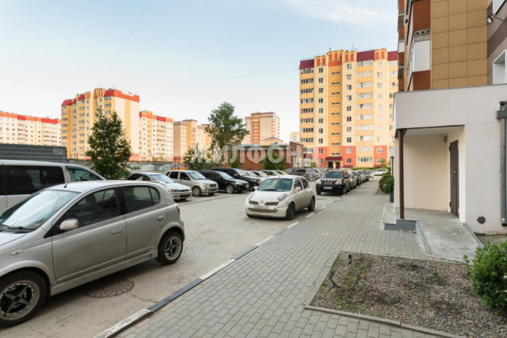 1-комн квартира Виктора Уса, 1